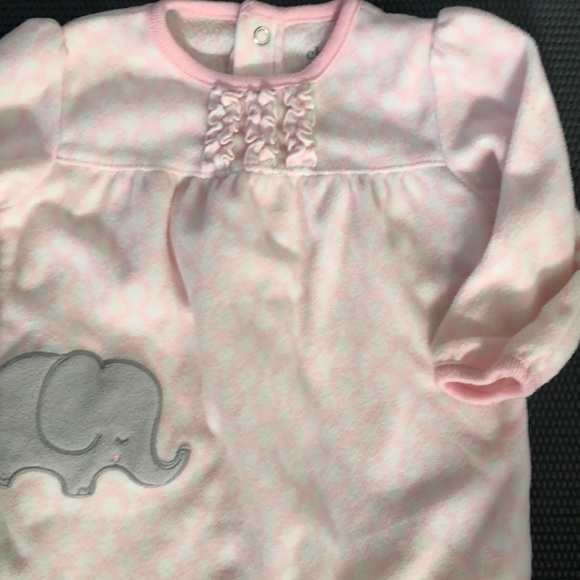 🎀Carter’s pink one pc outfit with gray elephant🎀 - Picture 2 of 4
